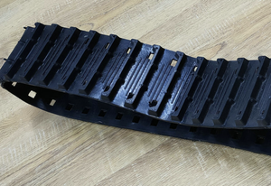 Vendita calda-Syg-<span class=keywords><strong>90</strong></span> Micro piste di gomma ad alta velocità piste speciali e tracce speciali sono disponibili Robot cingolati di gomma - Product Image 4