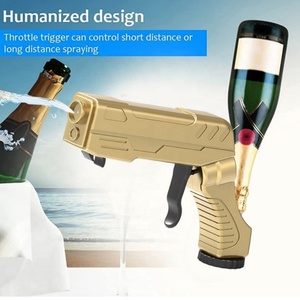 Jouets de plage et de sable : Nouvelle pistolet pulvérisateur de champagne et de bière le plus populaire pour fêtes, anniversaires et Noël - Product Image 2