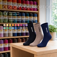 Fabricants de chaussettes diabétiques mi-mollet personnalisées, chaussettes de couleur unie à coupe ample, chaussettes diabétiques en fibre de bambou pour hommes