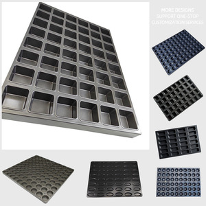 Bandeja para Hornear de Acero Aluminizado Antiadherente para Panadería Industrial, con 48 Moldes Cuadrados para Cupcakes y Muffins - Product Image 6