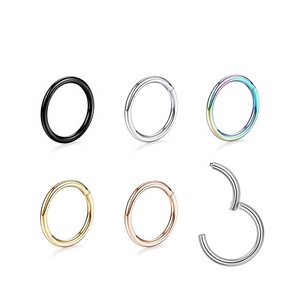 Anillo de Segmento con Bisagra de <span class=keywords><strong>Titanio</strong></span> ASTM F136 Calibre 16G para <span class=keywords><strong>Piercing</strong></span> de <span class=keywords><strong>Nariz</strong></span> y Aretes, Joyería Corporal - Product Image 2