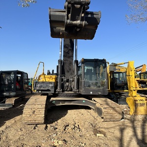 Engins de terrassement d'occasion pour excavatrices Volvo 240 24 tonnes excavateur EC240 d'occasion en bon état à vendre - Product Image 2