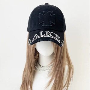 Gorra de béisbol de 6 paneles estilo hip-hop americano con bordado de letras cruzadas y púas de PVC para hombre/mujer, protección solar con remaches, primavera/otoño - Product Image 4