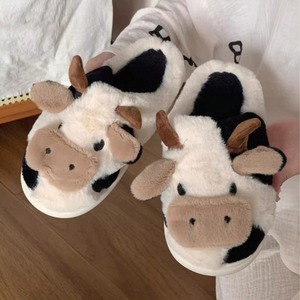 Vente en Gros Chaude Pantoufles en Cheveux de Vache à Semelle TPR Doublure en Peluche, Pantoufles de Mode avec de Nouvelles Fonctionnalités en Gros - Product Image 2