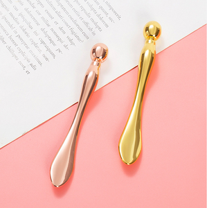 Vendita calda più economica crema per gli occhi in lega di zinco cucchiaio per massaggi di bellezza in metallo per la cura della pelle spatola cosmetica - Product Image 1