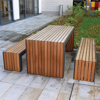 Muebles de exterior Mesa de café Base de metal y asiento de madera maciza Banco Mesa de picnic Banco de mesa para área abierta comercial