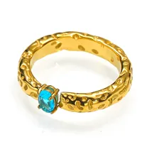 Gehämmerter 18K Vergoldeter Ovaler Ring mit Rosa Zirkon-Einlage, Edelstahl Damen Mode Statement Schmuckring