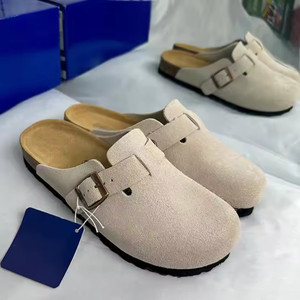 Chaussures décontractées confortables en gros en stock – Pantoufles pour hommes et femmes en cuir véritable de créateur populaire, chaussures plates - Product Image 2