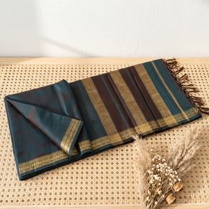 Sari en coton et soie Maheshwari Garbh Reshmi, tissé à la main, ethnique, de créateur, pour femmes, idéal pour les fêtes et les mariages, LoomIndia - Product Image 1