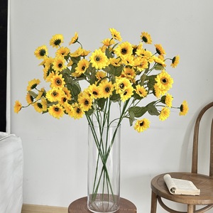 Arrangement floral décoratif de tournesols artificiels en soie jaune, haute simulation, bouquet pour la décoration de la maison - Product Image 2