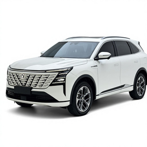 JX Auto Changan CS75 PLUS 2024 Cuarta Generación 1.5T Nuevo Blue Whale Inteligente de Lujo con Volante a la Izquierda y Asientos de Cuero R19 - Product Image 1