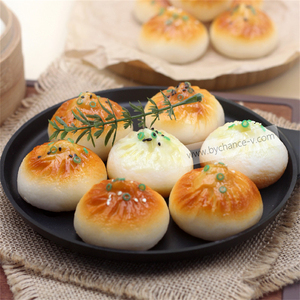 Bollos al vapor fritos ficticios realistas para exhibiciones de museos, decoración de restaurante y fondo de fotografía - Product Image 3