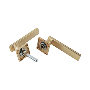 Pegangan kunci pintu privasi, bagian kunci warna emas pegangan tuas pintu Interior dengan kunci - Product Image 3