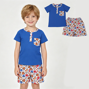 ชุด 2 ชิ้นลายเบสบอลสำหรับเด็กผู้ชายวัยเตาะแตะ เสื้อแขนสั้นผ้าฝ้ายสีน้ำเงินและกางเกงขาสั้น ชุดลำลองสำหรับเด็กในฤดูร้อน - Product Image 1