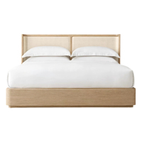 Lit double haut de gamme en bois massif avec tête de lit rembourrée confortable à double panneau en chêne, design écologique, style luxe léger moderne pour