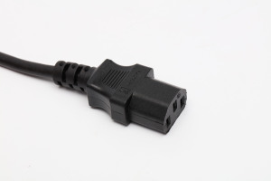 Spina coreana a tre Pin ad alta corrente C13 <span class=keywords><strong>presa</strong></span> 3 prese PVC industriale 16A 250V per uso internazionale da viaggio - Product Image 4