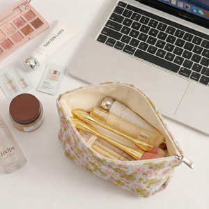 Nouvelle Trousse <span class=keywords><strong>de</strong></span> Maquillage Florale 2026 à Fermeture Éclair, Grande Capacité, Portable, Organisateur <span class=keywords><strong>de</strong></span> <span class=keywords><strong>Voyage</strong></span> pour Femmes, à Tenir à la Main - Product Image 2