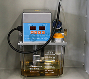 LUZHONG Heavy Duty CK6180F <span class=keywords><strong>Machine</strong></span> de tour CNC horizontale Structure à lit plat GSK Control Prix compétitif pour le traitement des métaux - Product Image 6