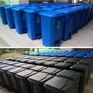 Thickened Large Middle Foot Pedal Trash Can with Lid, 100L, Suitable for Medical and Sanitation Use, <b>Plastic</b> Outdoor Trash Can - Product Image 1