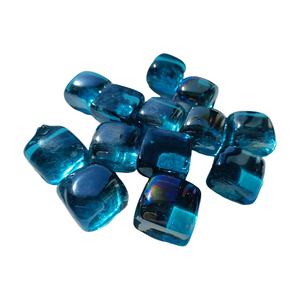 Cubos de Vidrio Azul Caribe para Decoración de Braseros, Resistentes a Altas Temperaturas, 25x25x14mm o 18mm - Product Image 3
