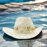 Chapeau de cowboy blanc creux imitation paille en gros |   Chapeaux de festival Panama personnalisés pour adultes, avec des motifs de coquillages, d'étoiles de mer et de soleil