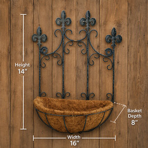 Support de panier suspendu décoratif en <span class=keywords><strong>fer</strong></span> <span class=keywords><strong>forgé</strong></span> avec motif Fleur de Lys et doublure en coco pour la <span class=keywords><strong>décoration</strong></span> de jardin et de patio - Product Image 3