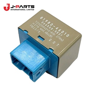 ชุดไฟเลี้ยวสำหรับรถยนต์โตโยต้าไฮเอซ TRH203 ปี 2005-2013 - Product Image 2