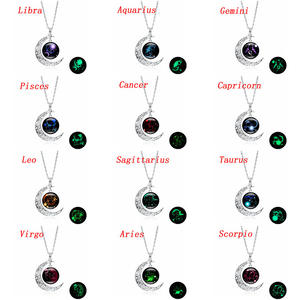 Nouveau collier personnalisé DIY avec les 12 signes du zodiaque, collier tendance avec pendentif en forme de croissant de lune en verre luminescent dans le noir pour femmes et hommes, cadeaux - Product Image 3