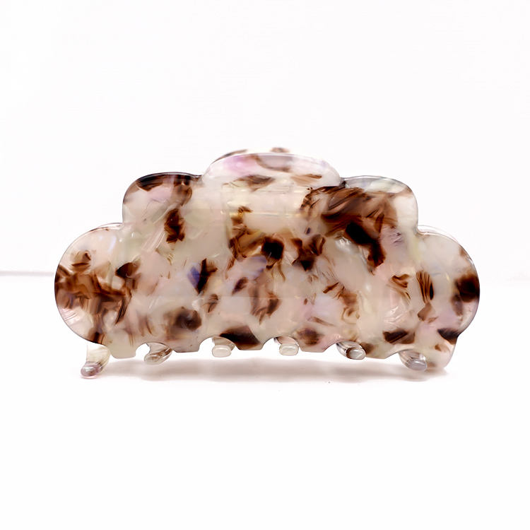 สีน้ำตาล