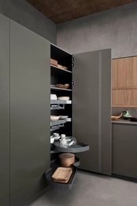 Cocina clásica de madera y vidrio con península Gabinetes de cocina posventa prácticos y funcionales sin preocupaciones - Product Image 5