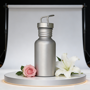 Bouteille d'eau portable de camping et de cyclisme en plein air 2026, légère, en titane, pour le sport - Product Image 4