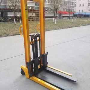कारखाने निर्मित समायोज्य फोर्कलिफ्ट मैनुअल स्टेकर फोकलिफ्ट 1 टी-3 टी हाइड्रोलिक मैनुअल पैलेट स्टेकर - Product Image 1