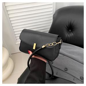 Women's Cross-Border Trend Summer Autumn Winter Large Capacity PU <b>Tote</b> Bag <b>with</b> <b>Zipper</b> Closure Chain Detail Stitching Daily Use - Product Image 3