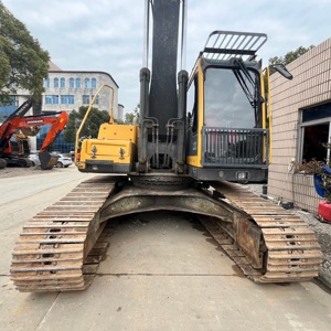Excavatrice Volvo EC240DL d'occasion en bon état, composants principaux comprenant le moteur, la pompe avec accessoires, la benne, le moteur de marque Cat - Product Image 6