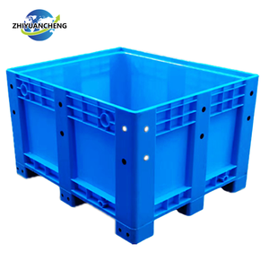 Moving plastic box pallet with wheel and lid