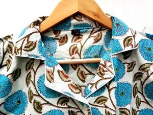 ชุดลำลอง2ชิ้นสำหรับผู้หญิงชุดนอนแขนยาวผ้าคอตตอนออร์แกนิกพิมพ์ลายดอกไม้เป็นมิตรกับสิ่งแวดล้อมสไตล์เซ็กซี่เนื้อนุ่ม - Product Image 2