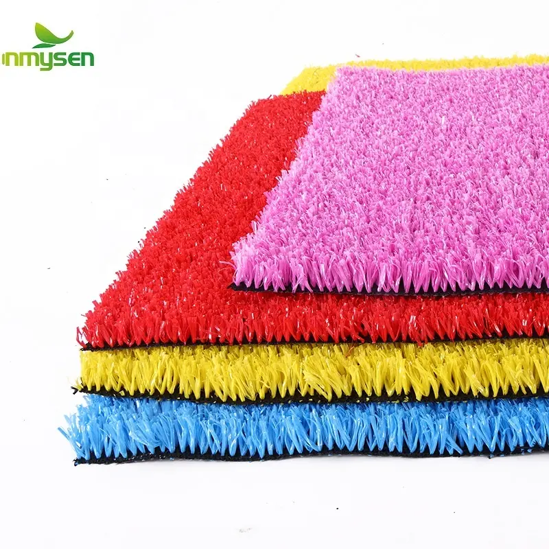 Fábrica de fornecimento Rainbow Natural Garden Grass Mat Turf sintético colorido Artificial Grama iridescente Sports Lawn