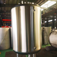 Vente en gros et personnalisation de réservoirs de stockage en acier inoxydable de 100 à 20 000 litres, de qualité alimentaire, pour alcool et liquides
