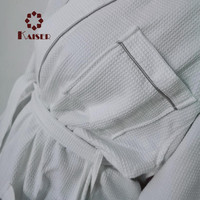 Peignoir unisexe WallfeCloth en coton 100% à fibres longues, col châle classique, pour hôtel/spa, logo personnalisé (900-1300G) pour hommes et femmes