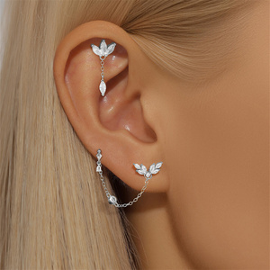 Pendientes Pequeños de Plata S925 con Borla en Forma de Corazón, Nuevo y Popular - Product Image 5