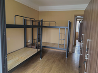 Cama litera metálica de alta resistencia con capacidad para 1000 kg, que ahorra espacio, con escaleras, para adultos, hoteles, hostales y dormitorios en África.