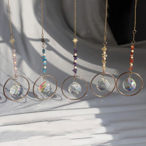 ลูกบอลคริสตัลธรรมชาติทำมือ สะท้อนแสงรุ้ง สำหรับตกแต่งหน้าต่างและสวนบ้าน สไตล์โบโฮ - Product Image 1