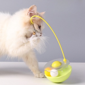 Nueva Llegada Mascota Juguete Interactivo Tumbler <span class=keywords><strong>Catnip</strong></span> Ball Cat Feather Toy Cat Teaser - Product Image 1