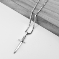 Nouveau pendentif épée en argent collier croix épée Dagger Penadnt