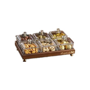 Boîte <span class=keywords><strong>de</strong></span> séparation <span class=keywords><strong>en</strong></span> bambou et bois Ingrédients <span class=keywords><strong>de</strong></span> collation aux fruits secs du Nouvel An Sauce à tremper <span class=keywords><strong>en</strong></span> <span class=keywords><strong>verre</strong></span> <span class=keywords><strong>Plat</strong></span> à condiments - Product Image 1