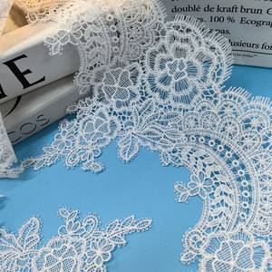 Dentelle brodée chimique soluble dans l'eau en soie de lait 100 % polyester, blanche et noire, motif floral, largeur 20 cm, directement de l'usine - Product Image 3