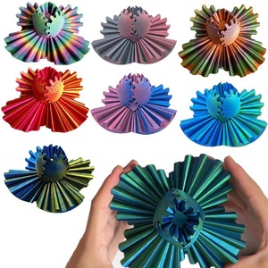 Balle anti-stress innovante et créative avec fonction rotative colorée, impression 3D - Product Image 1