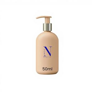 Loción Corporal Blanqueadora e Iluminadora, Humectante Diario Ligero, Extractos Herbales, Vitaminas, Nutritiva, Suave y Tersa - Product Image 1