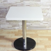Table de bar moderne avec plateau en MDF et base en marbre LQ-G914