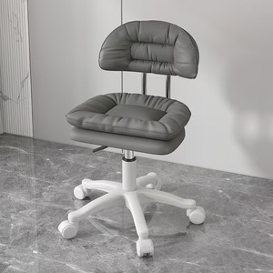 Fauteuil de coiffure rose rembourré, chaise de beauté pivotante avec appui-tête et roulettes - Product Image 2